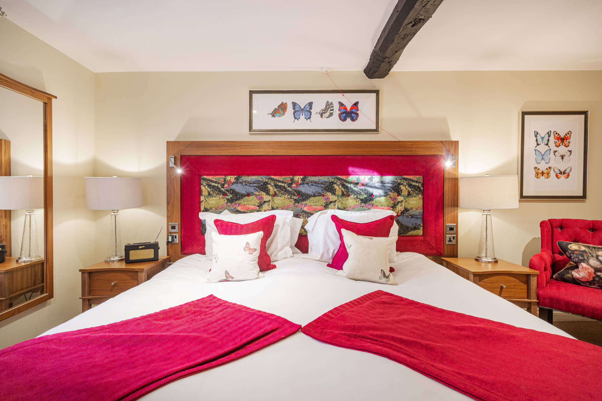 White Hart Royal Hotel Classic Accessible Double Room Bed scaled